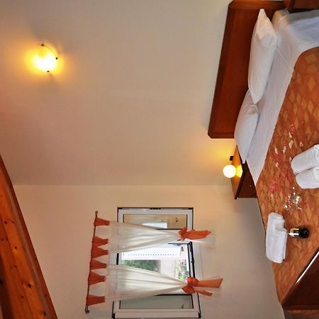 Mari-Christi Apartments Poros  Kamer foto