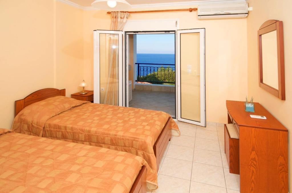 Mari-Christi Apartments Poros  Kamer foto