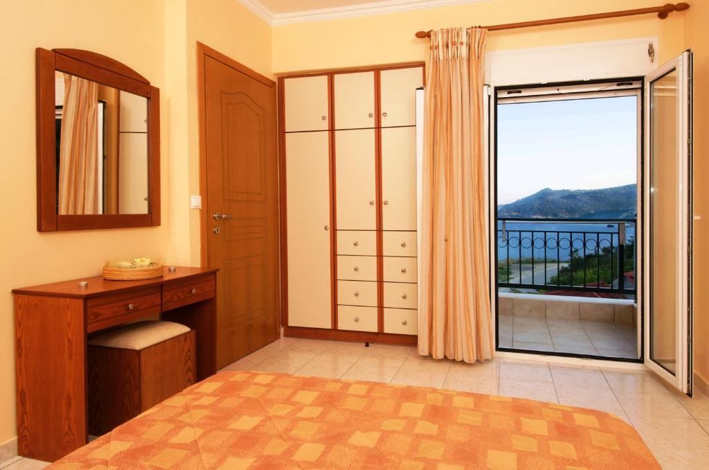 Mari-Christi Apartments Poros  Kamer foto