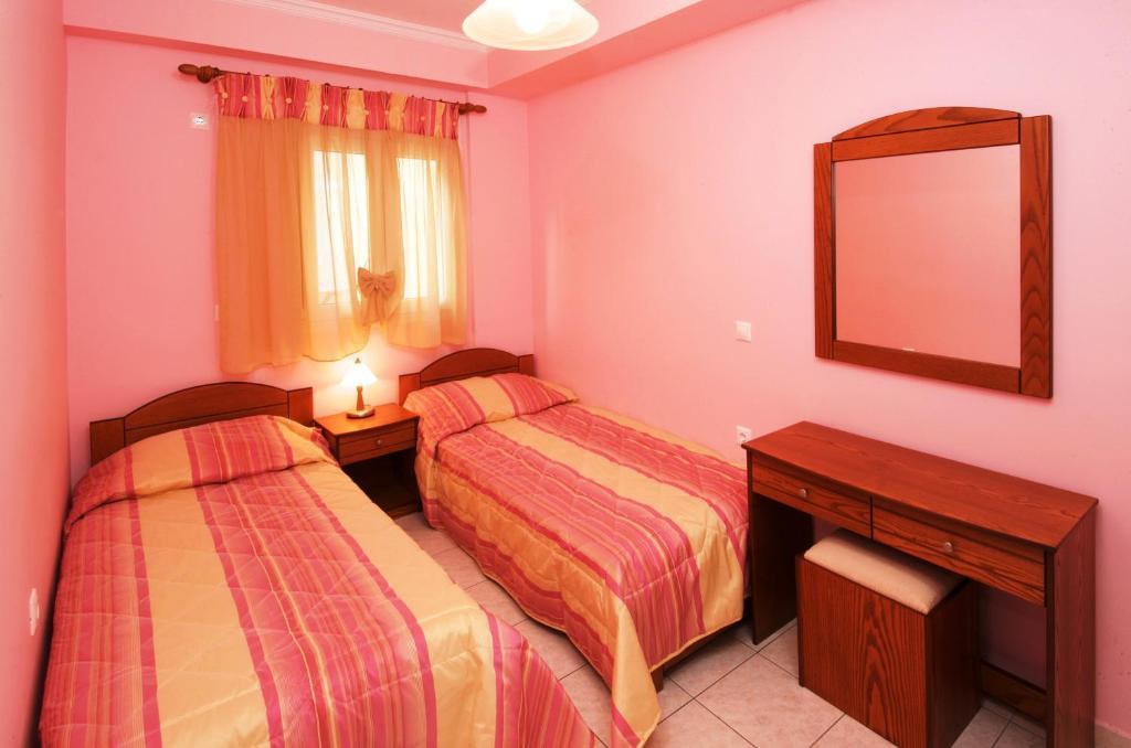 Mari-Christi Apartments Poros  Kamer foto